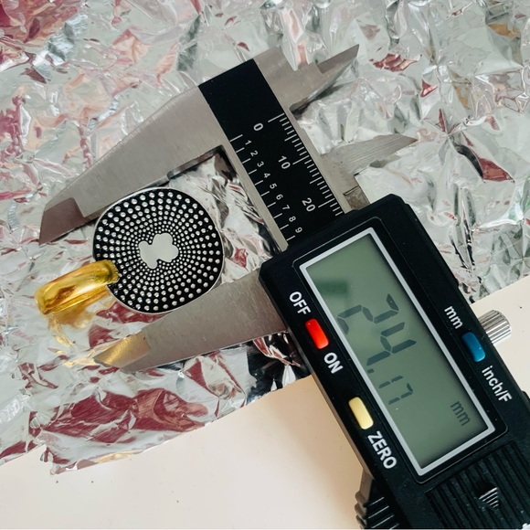 Tous Pendant Radiant Rays Spanish Bear - Picture 6 of 14